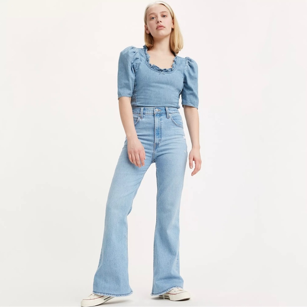 Levi’s 70's High Rise Flare Jeans in Marin Babe - Light Wash
